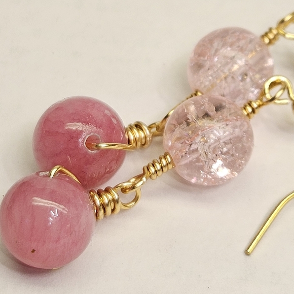 Pink Rhodochrosite and Crackled Glass Beaded Earrings - Picture 5 of 6